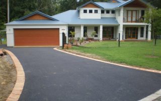 Asphalt Driveway in Macomb County