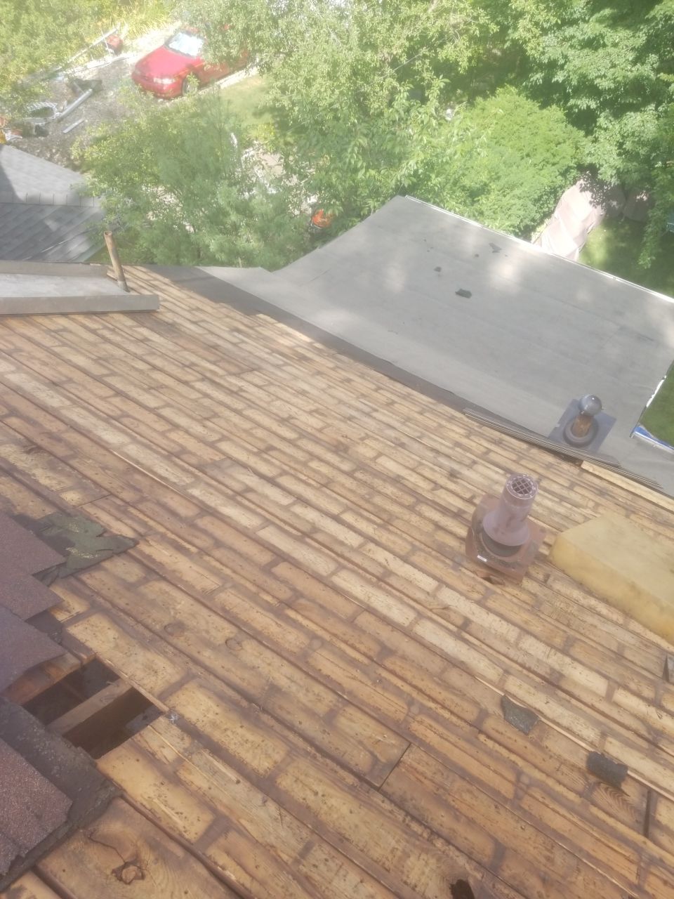 Oakland County Roof Installation